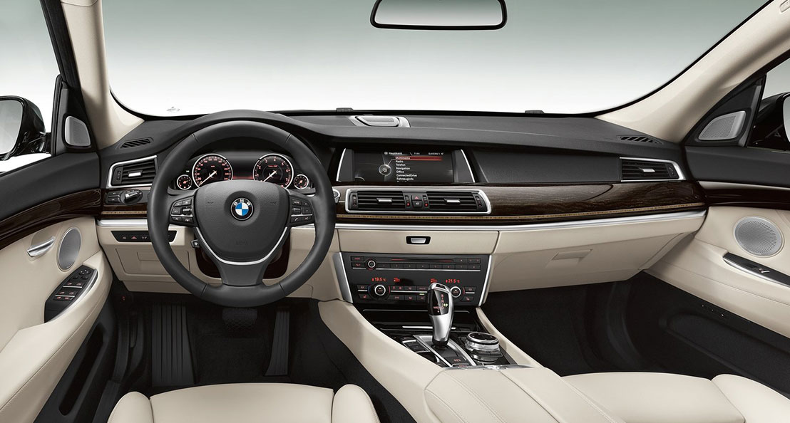 بررسی بی ام و 550i GT-04
